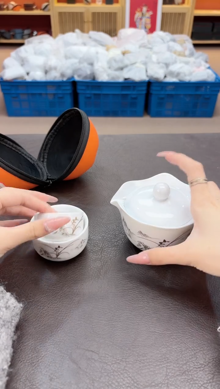 【闪购商品】摆件瓷SC1111111111111