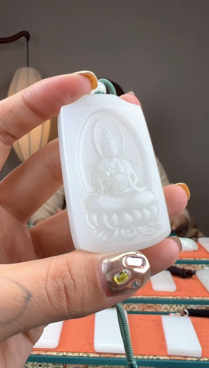 【闪购商品】和田玉颈饰未镶嵌1