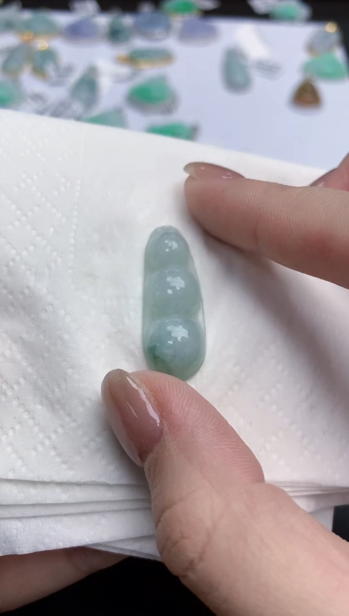 【闪购商品】翡翠颈饰未镶嵌天然缅甸翡翠A货