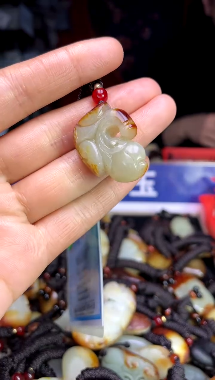 【闪购商品】和田玉未镶嵌颈饰1