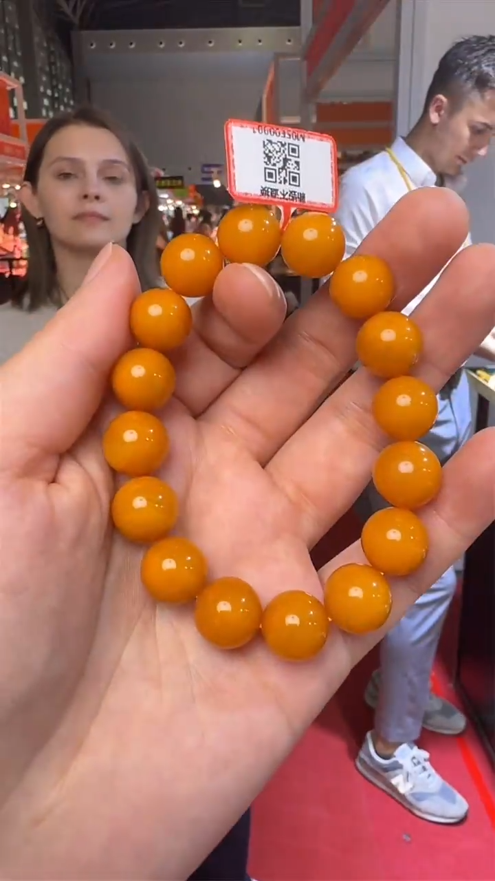 未镶嵌琥珀手链上海国际珠宝展假一罚十
