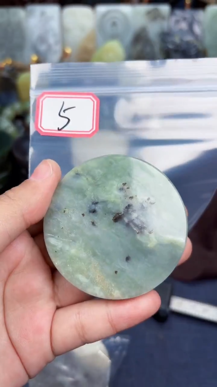 颈饰未镶嵌和田玉和田玉