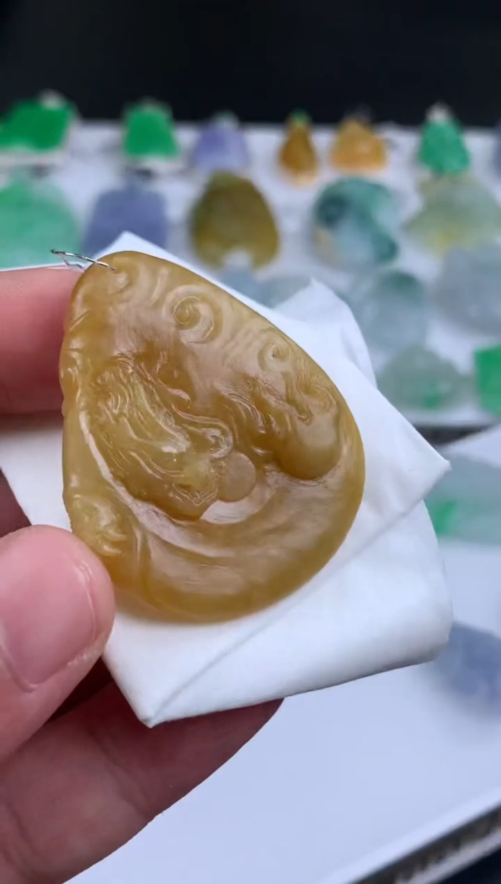 【闪购商品】定制翡翠未镶嵌翡翠