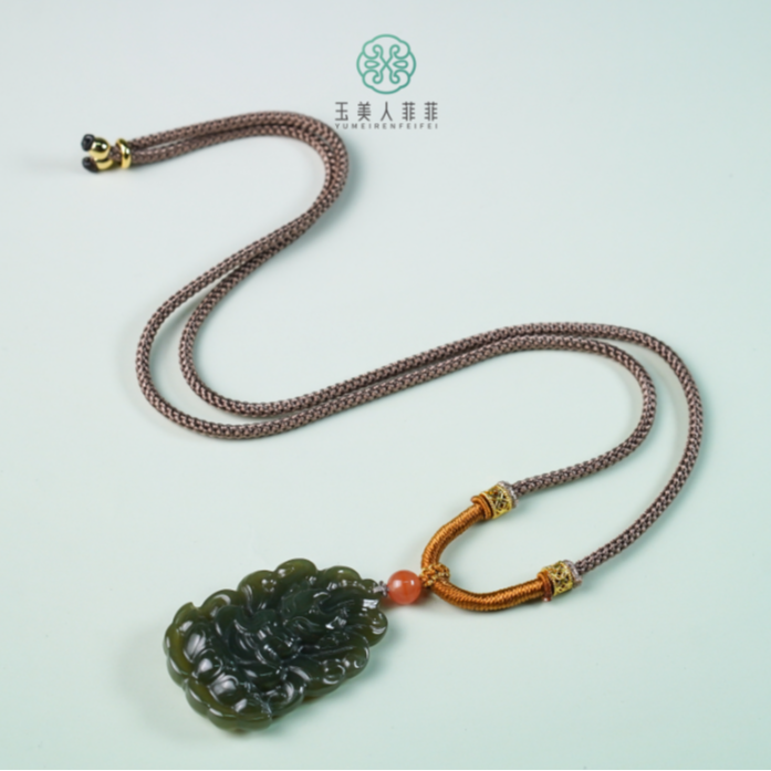 石惑珠宝~和田玉九尾坐莲吊坠约31*45mm*多样性发一