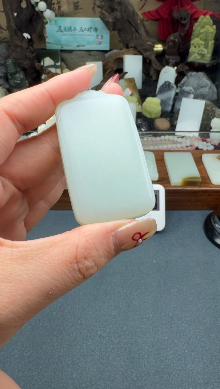 【闪购商品】和田玉颈饰未镶嵌1