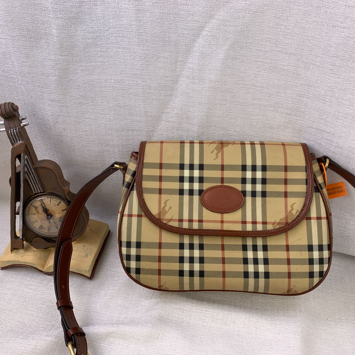 95新 BURBERRY/博柏利 战马格纹斜跨包/AR11606548/6548