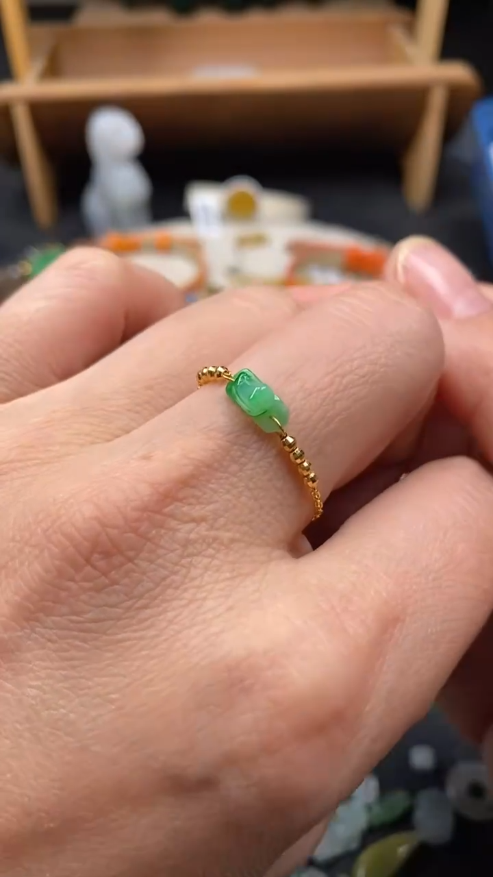 【闪购商品】翡翠颈饰18K金镶嵌翡翠净货27684