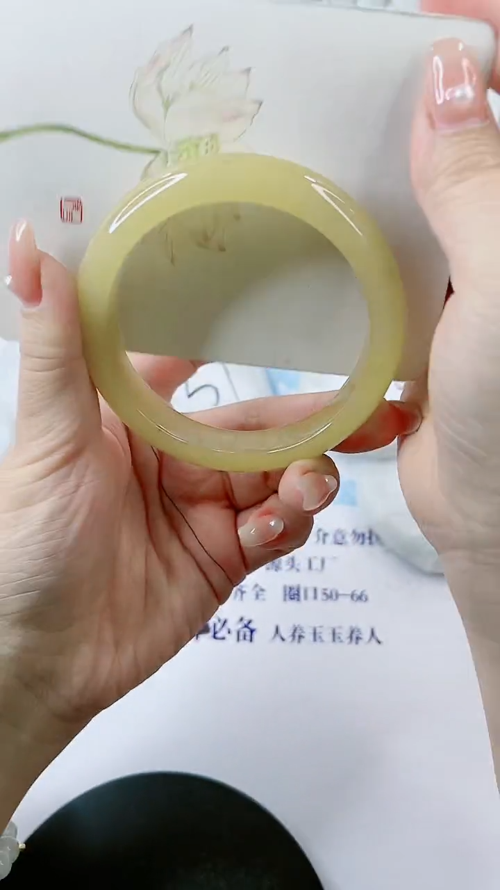 【闪购商品】石英质玉手镯未镶嵌0481069289-63多样性发货