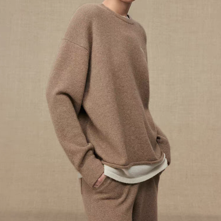 2085鄂1980新品无染色圆领刺绣假两件休闲女装原绒色针织衫25秋冬