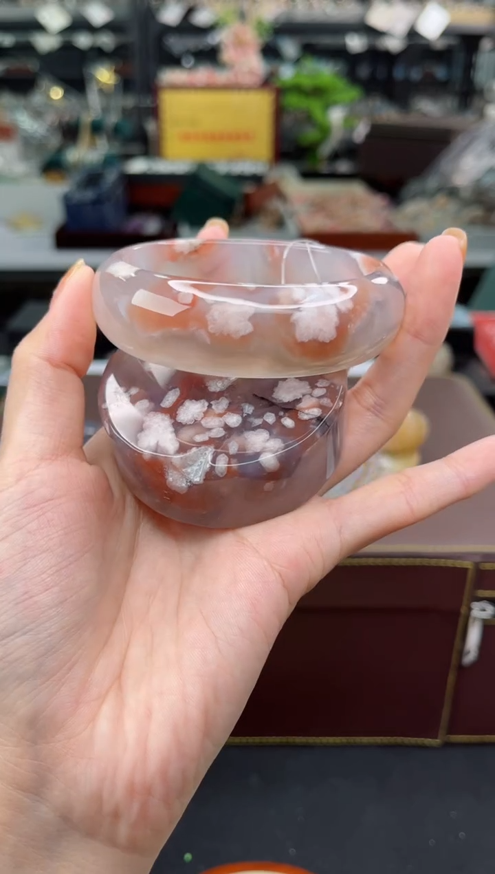 【闪购商品】石英质玉手镯未镶嵌62圈口（赠品镯心）6540150