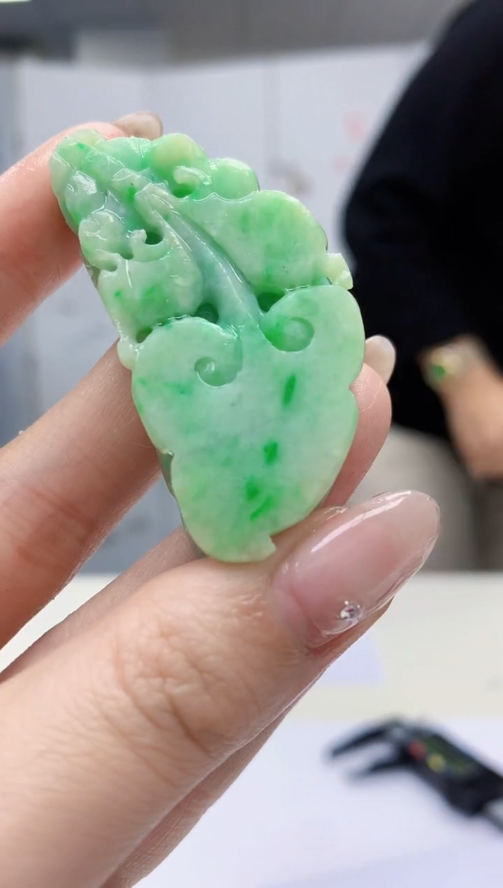 【闪购商品】定制翡翠未镶嵌5145jw-毛货挂件67