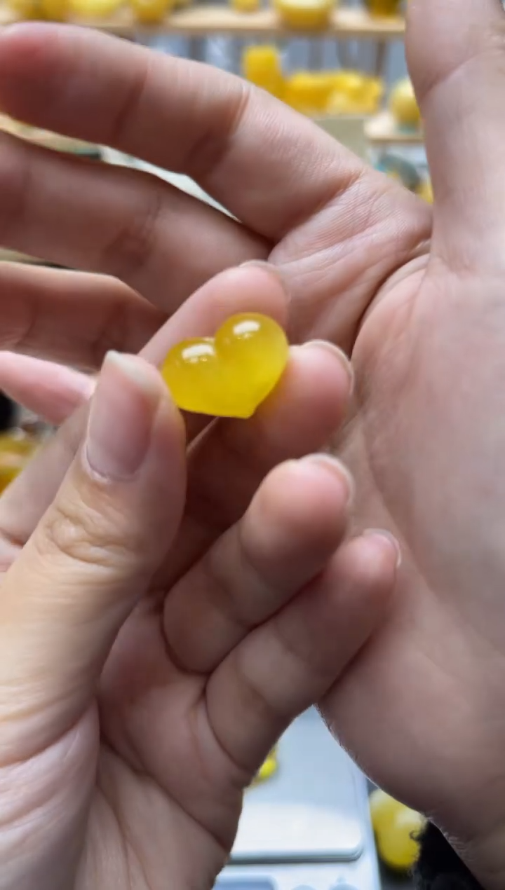 琥珀未镶嵌珠宝奇石070琥珀蜜蜡微瑕