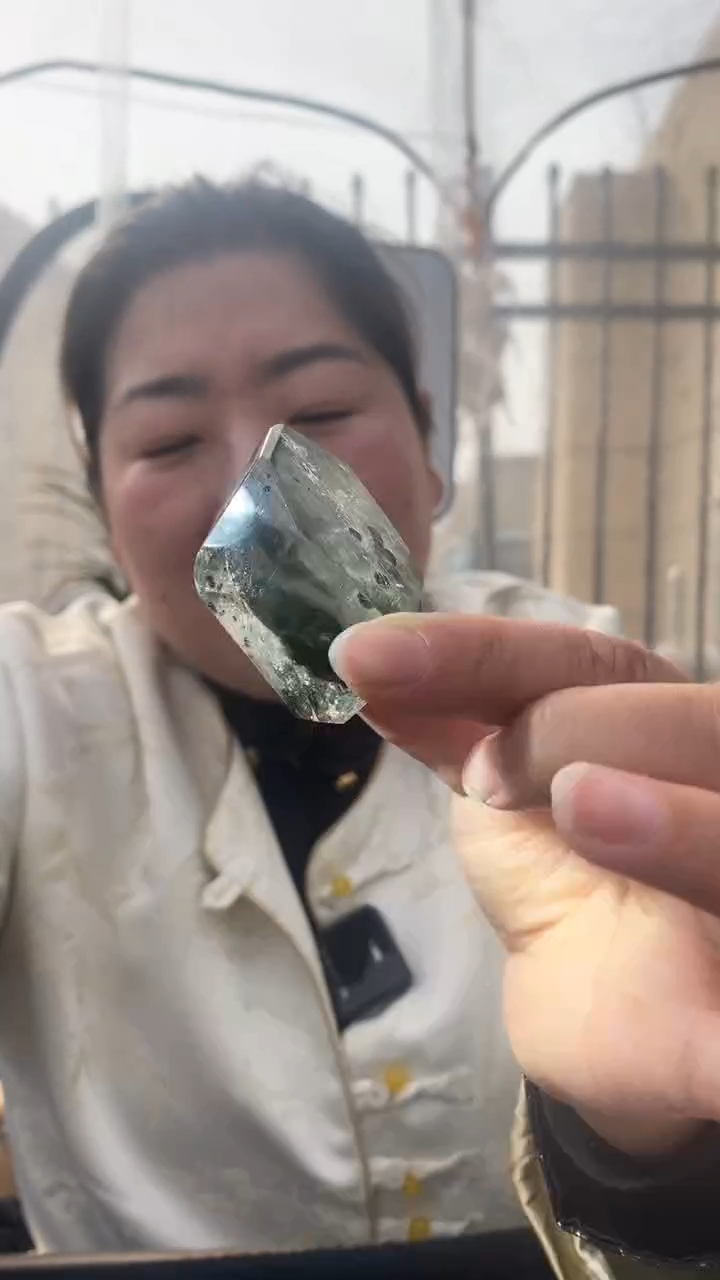 【闪购商品】水晶随形未镶嵌幽灵随形D48