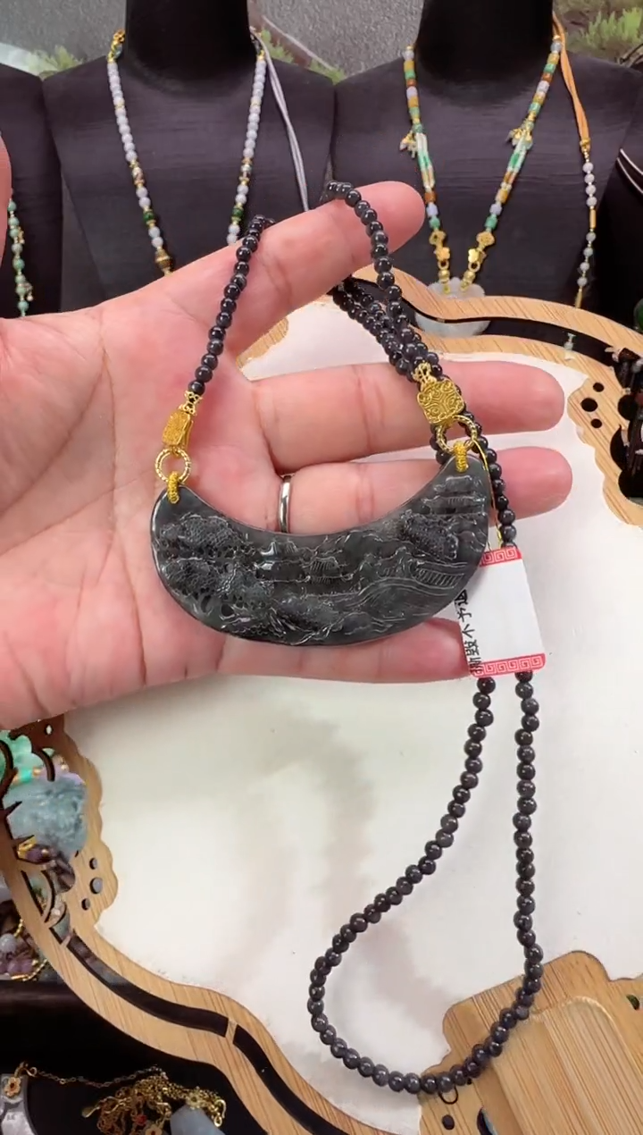 【闪购商品】翡翠颈饰未镶嵌拍照