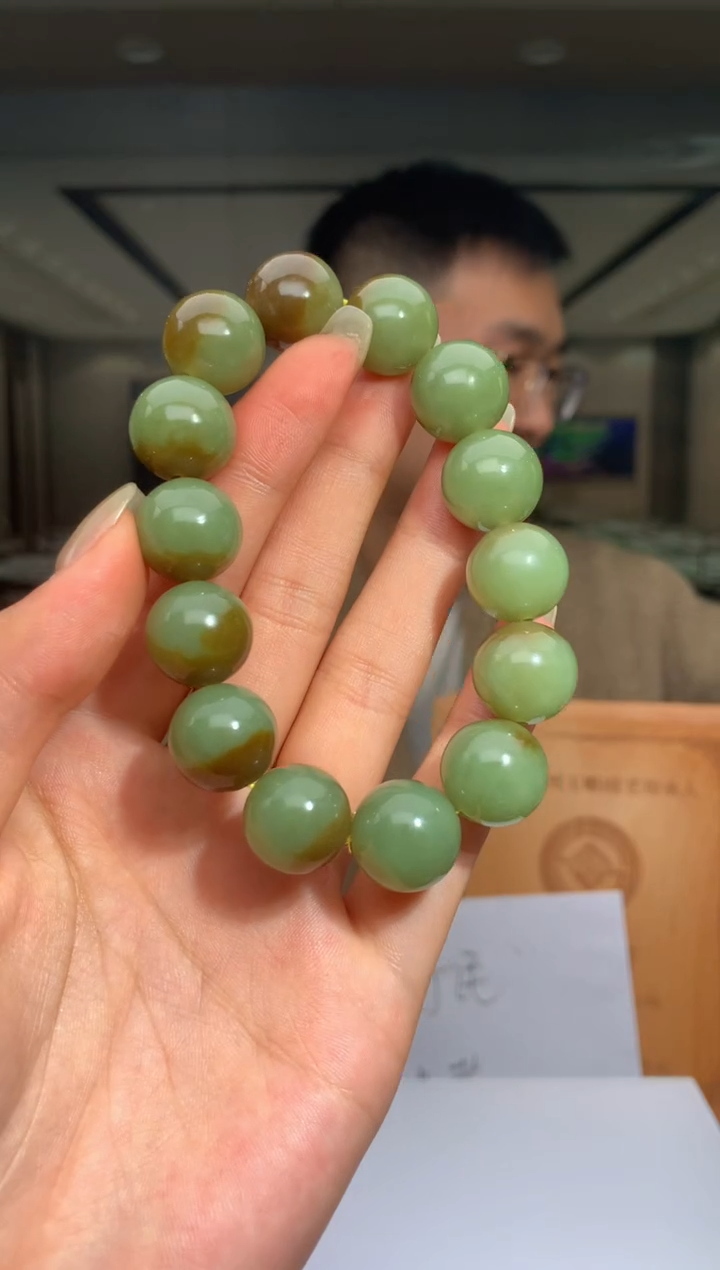 【闪购商品】定制和田玉Boss阳天然和田玉（拍一发一）