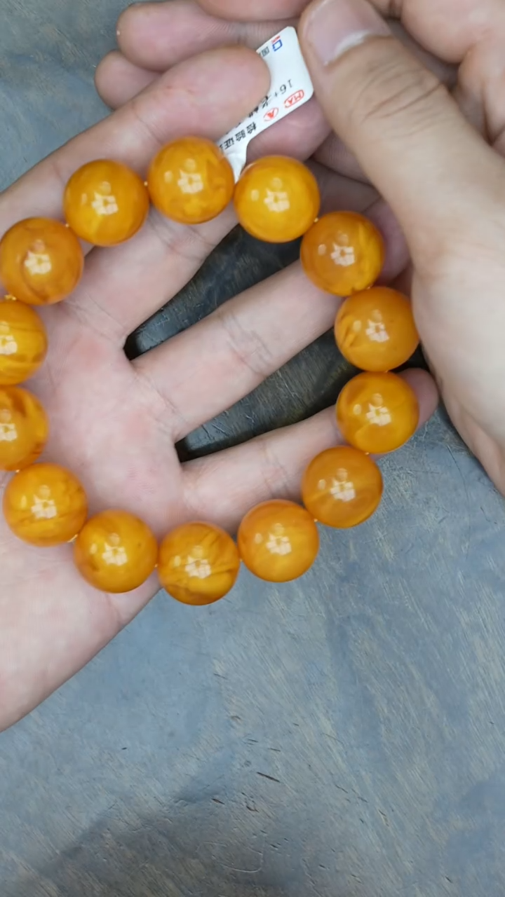 【闪购商品】琥珀裸石未镶嵌老蜡圆珠手串