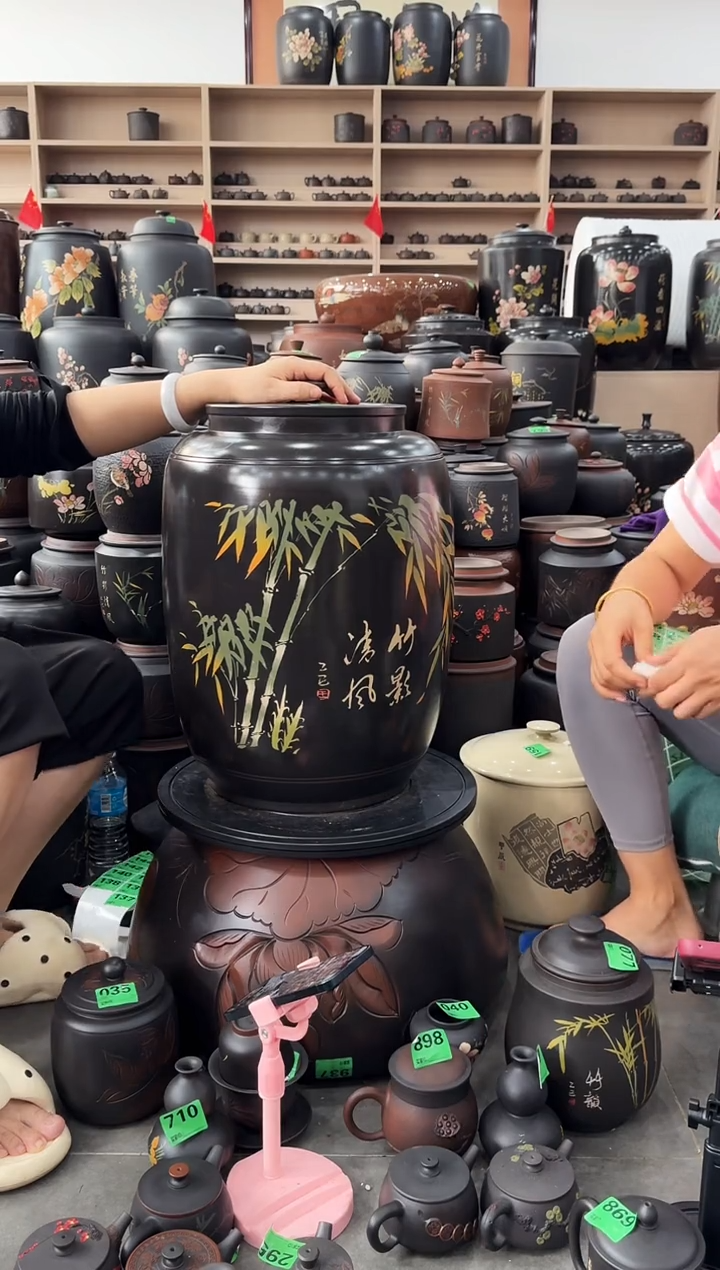 罐瑕疵茶缸高50cm 彩填   182
