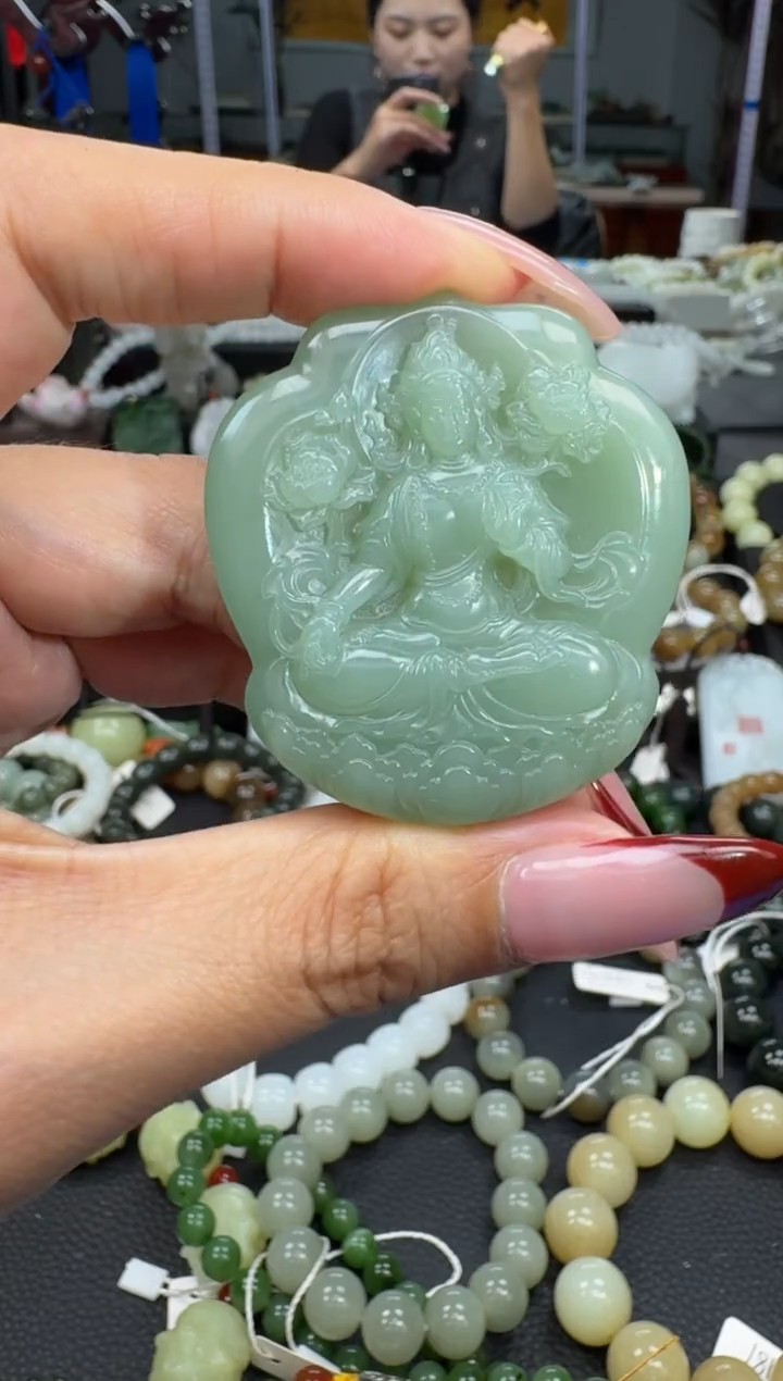 未镶嵌手串和田玉俄罗斯鸭蛋青度母观音