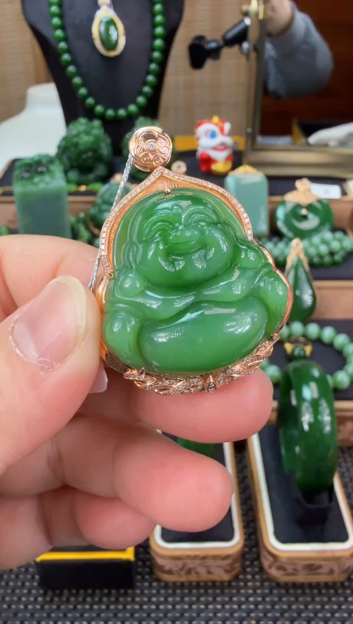 【闪购商品】和田玉（碧玉）吊坠(赠链)18K金镶嵌 