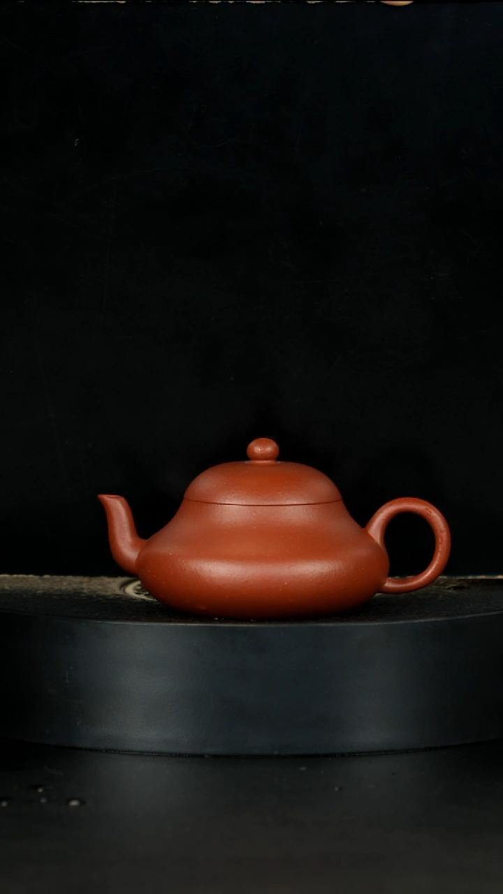 【闪购商品】紫砂茶壶红卫香山生砂朱泥矮梨