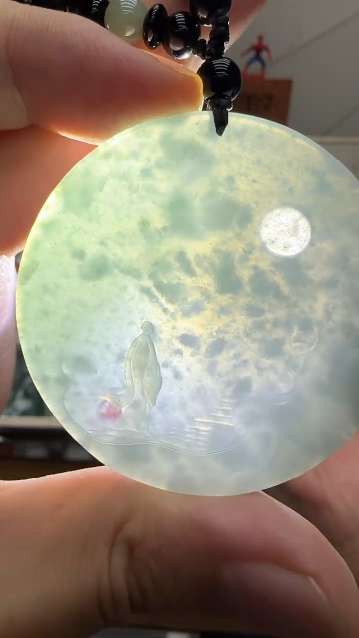 【闪购商品】翡翠挂件未镶嵌国雕谢林工（定制退货扣1000元）