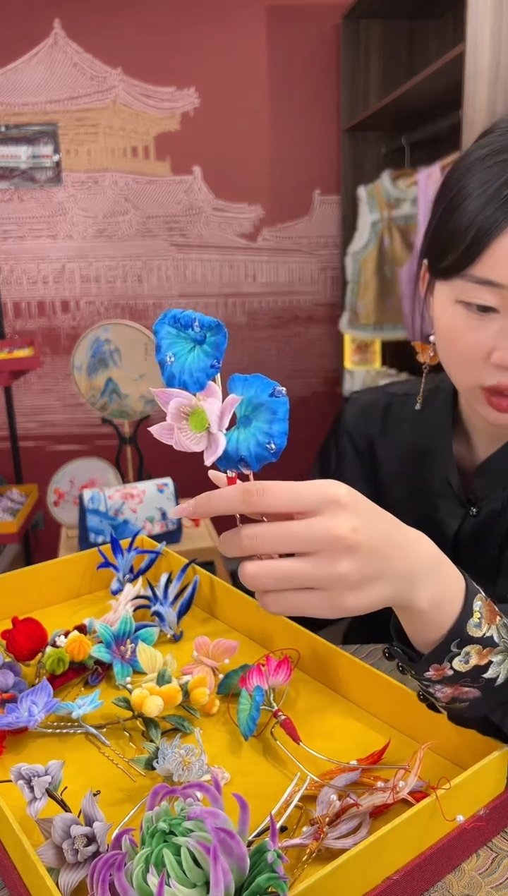【闪购商品】刺绣非遗绒花（发饰）