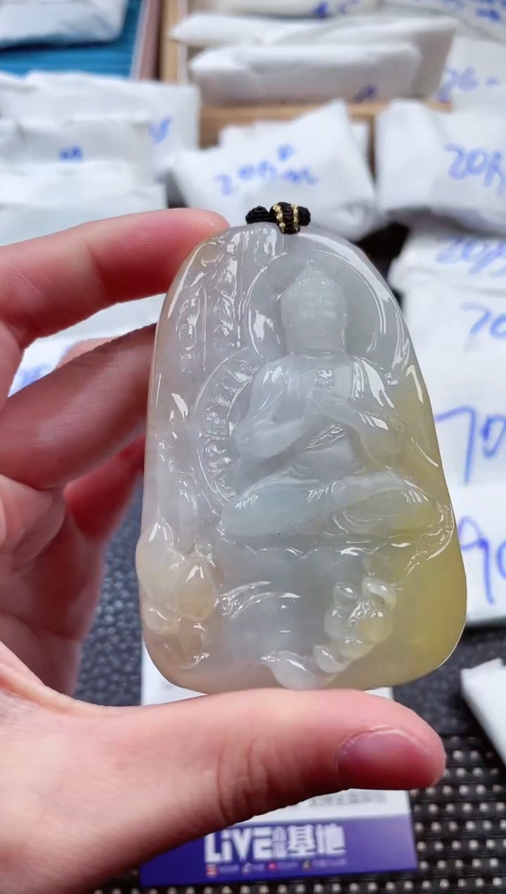 翡翠未镶嵌颈饰00004361大日