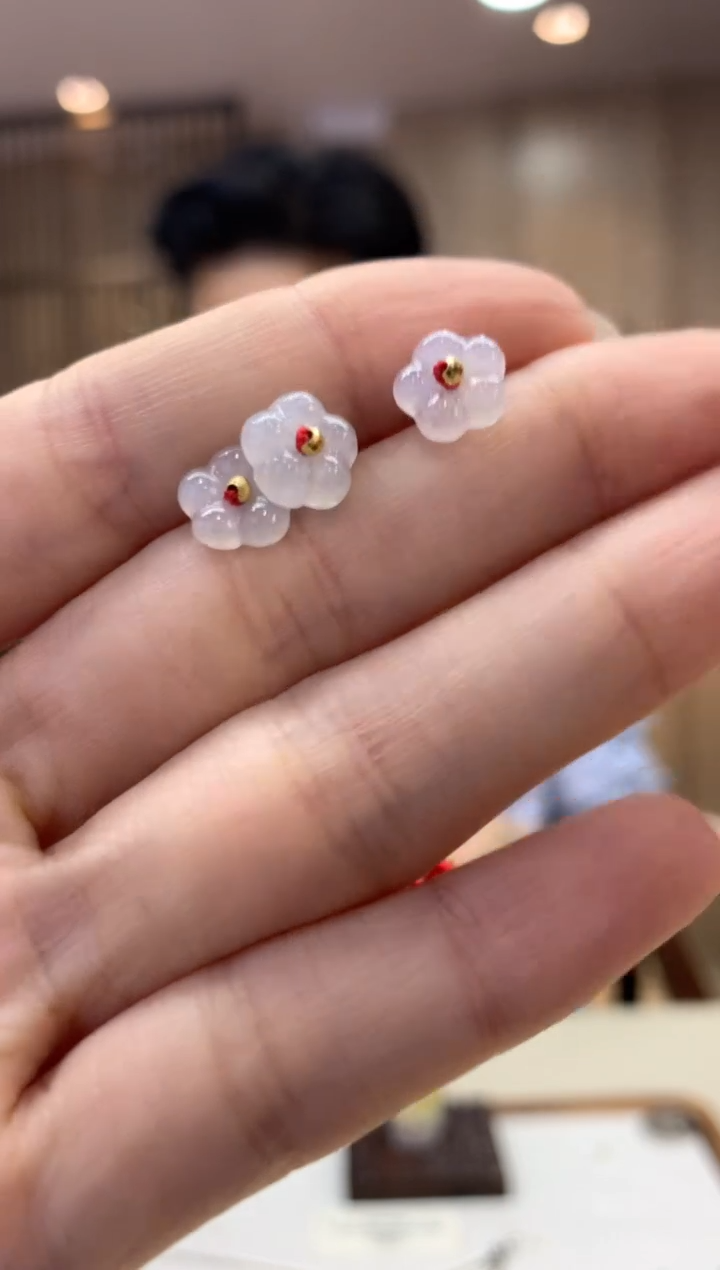 翡翠戒指18K金镶嵌有钱花多样性发货1件