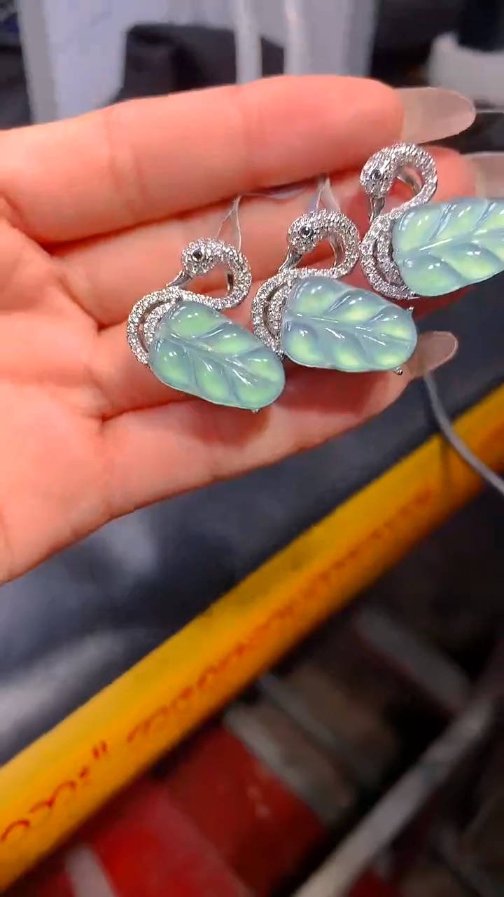 【闪购商品】定制翡翠未镶嵌10-多样性发货（发其一)  