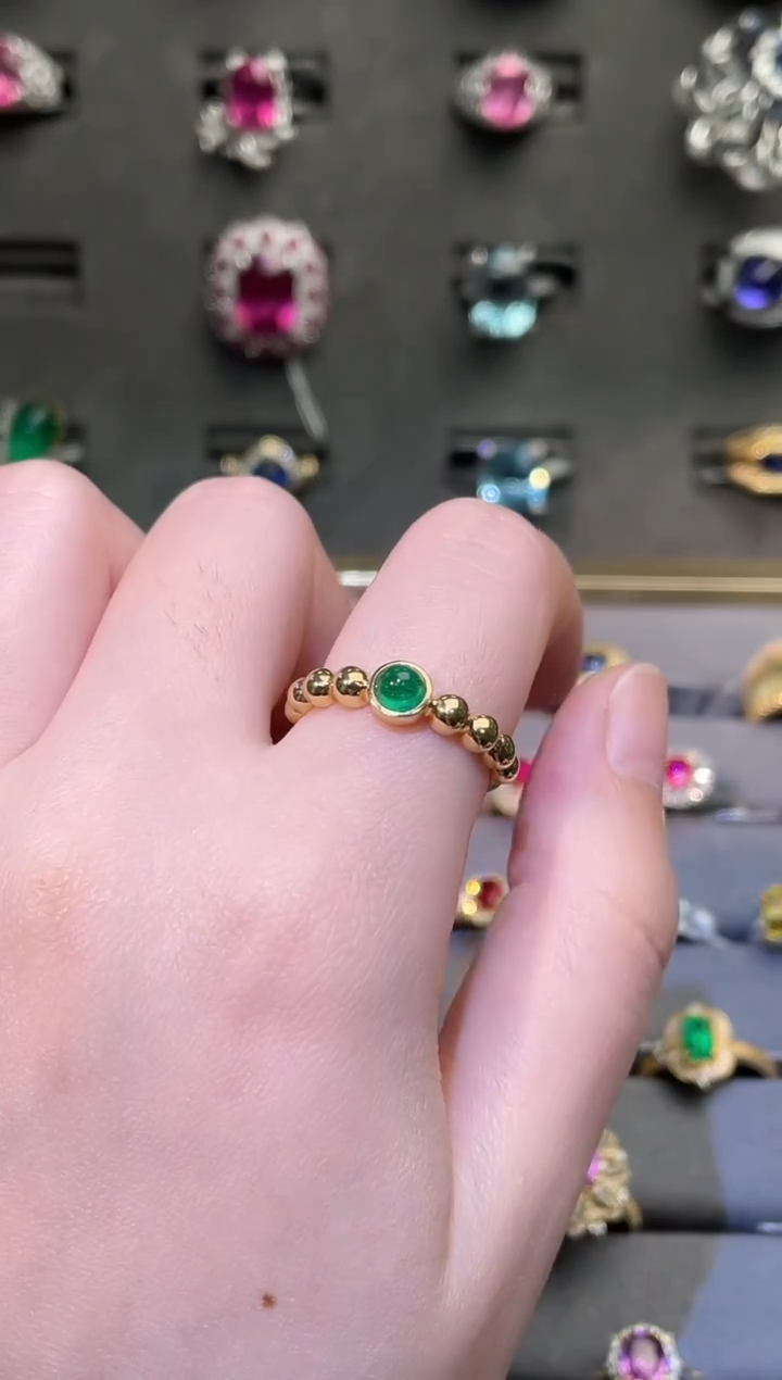 祖母绿戒指18K金镶嵌0.5ct