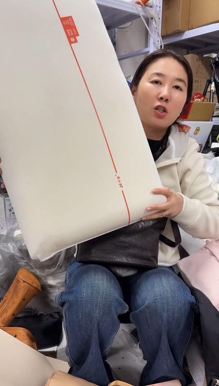 PU上车啦 宝宝们抓紧时间去下方链接拍吧发两个