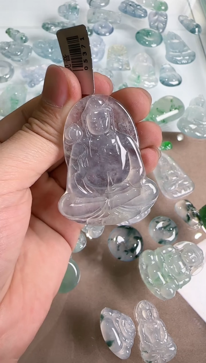 【闪购商品】翡翠吊坠(不含链)未镶嵌··