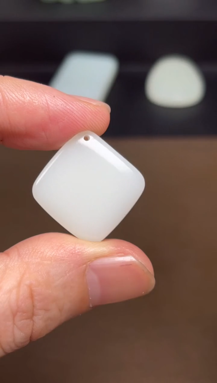 【闪购商品】和田玉颈饰未镶嵌9