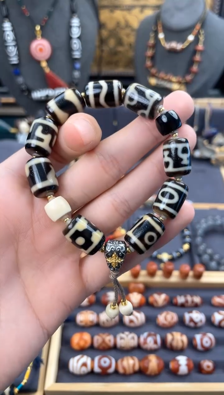 【闪购商品】玛瑙/玉髓颈饰未镶嵌上肯高品多宝手串