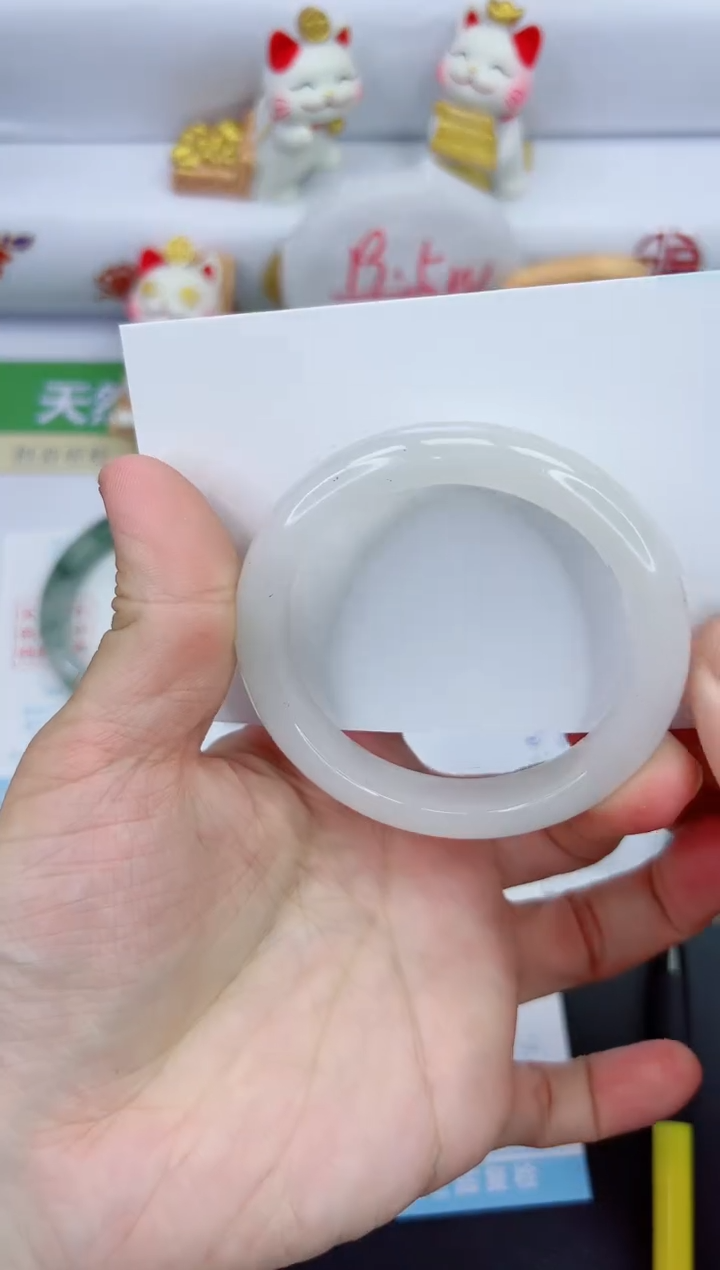 【闪购商品】石英质玉手镯未镶嵌620-54.1