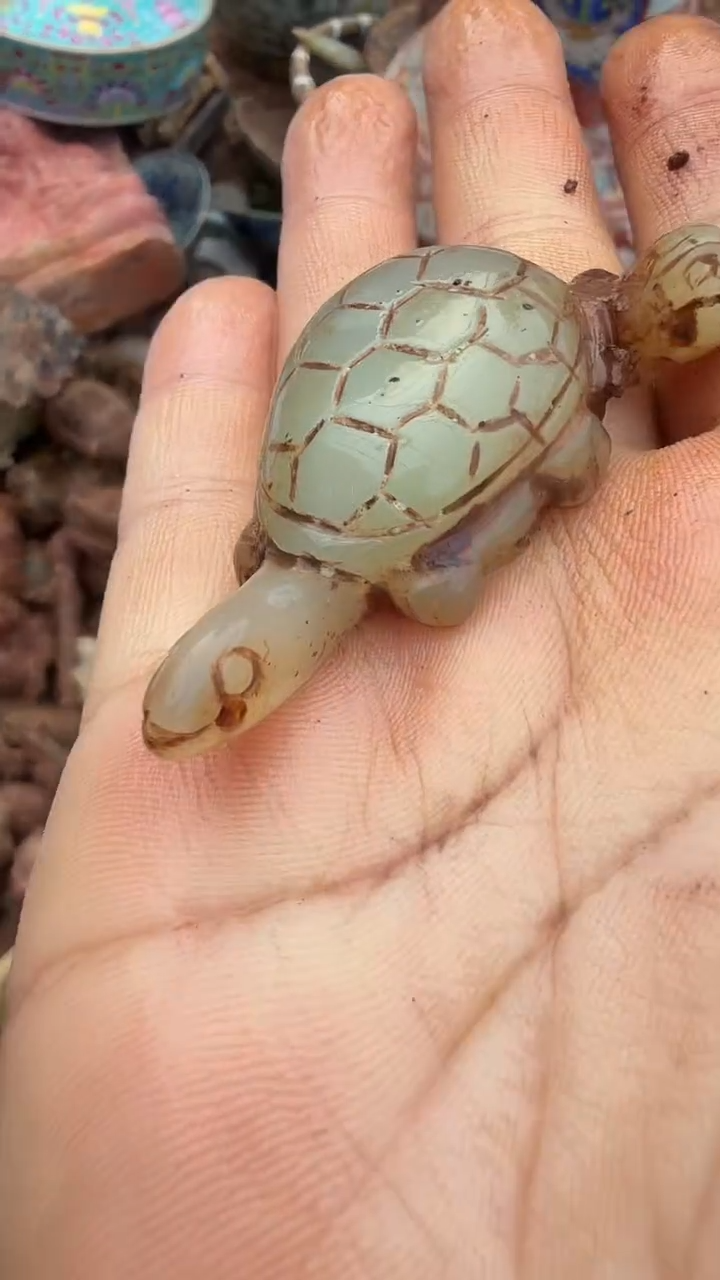 未镶嵌岫岩河磨玉（透闪石质玉）挂件用****2岫岩河磨玉