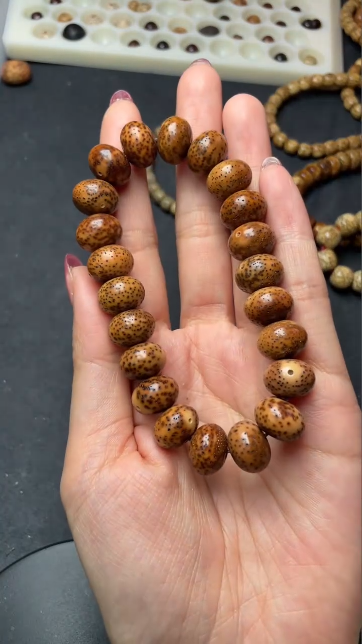 【闪购商品】星月菩提手串精工级中珀14*10算盘手串