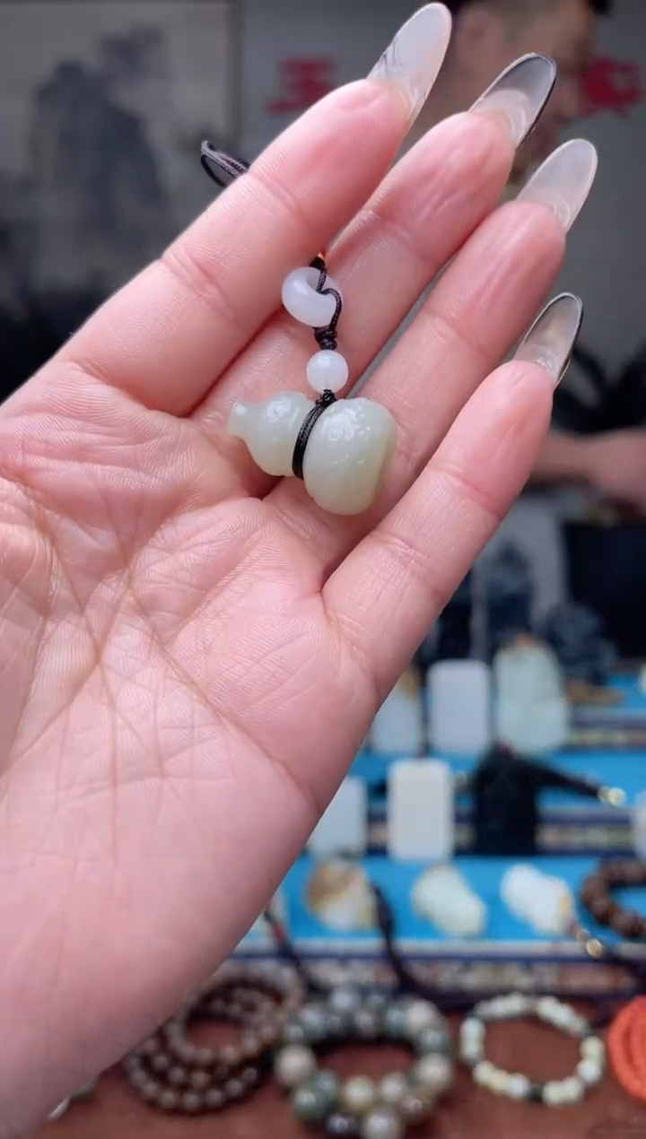 【闪购商品】和田玉挂件未镶嵌1