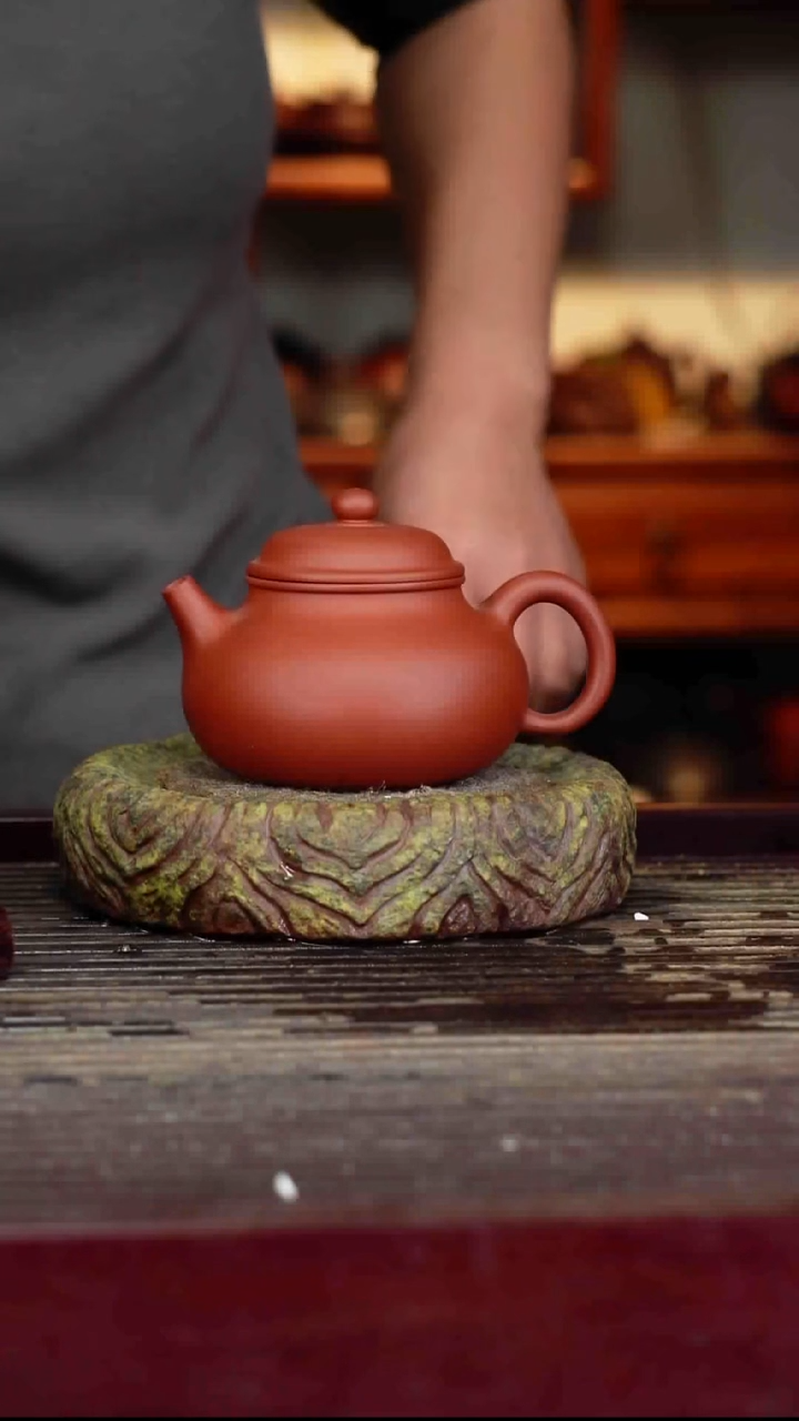 宜兴原矿紫砂壶茶壶宜兴原矿紫砂壶茶壶180C