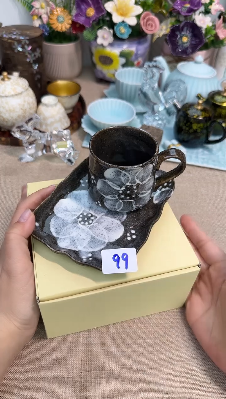 瓷片泡泡家的瓷器真好看