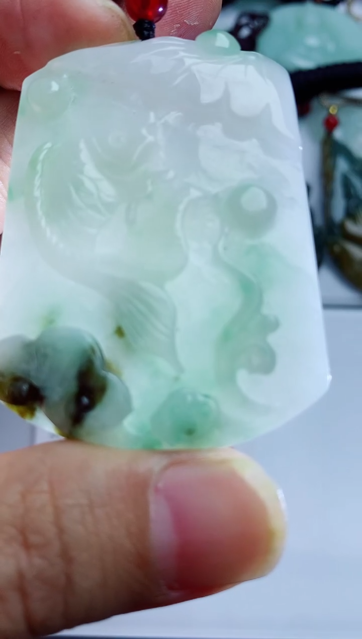 【闪购商品】翡翠吊坠(不含链)未镶嵌1