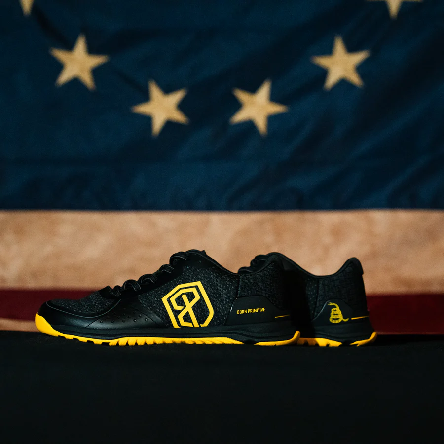 新B.P蛇年限定！！黑黄赤足健身跑鞋轻便舒适透气防滑综合训练鞋