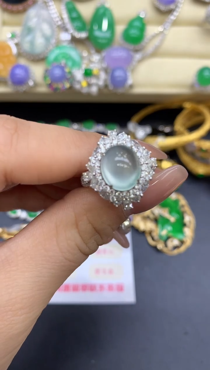 18K金镶嵌戒指翡翠493-中国好珍宝