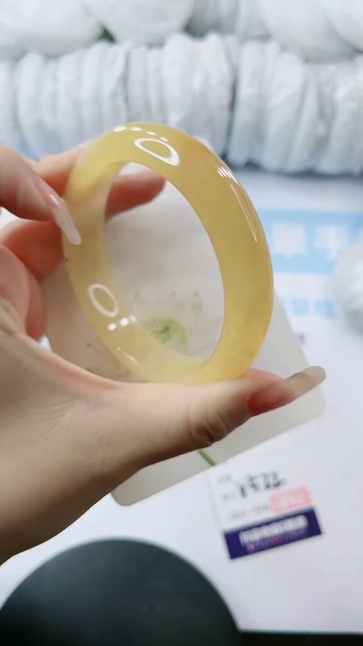 【闪购商品】石英质玉手镯未镶嵌多样性发货V522