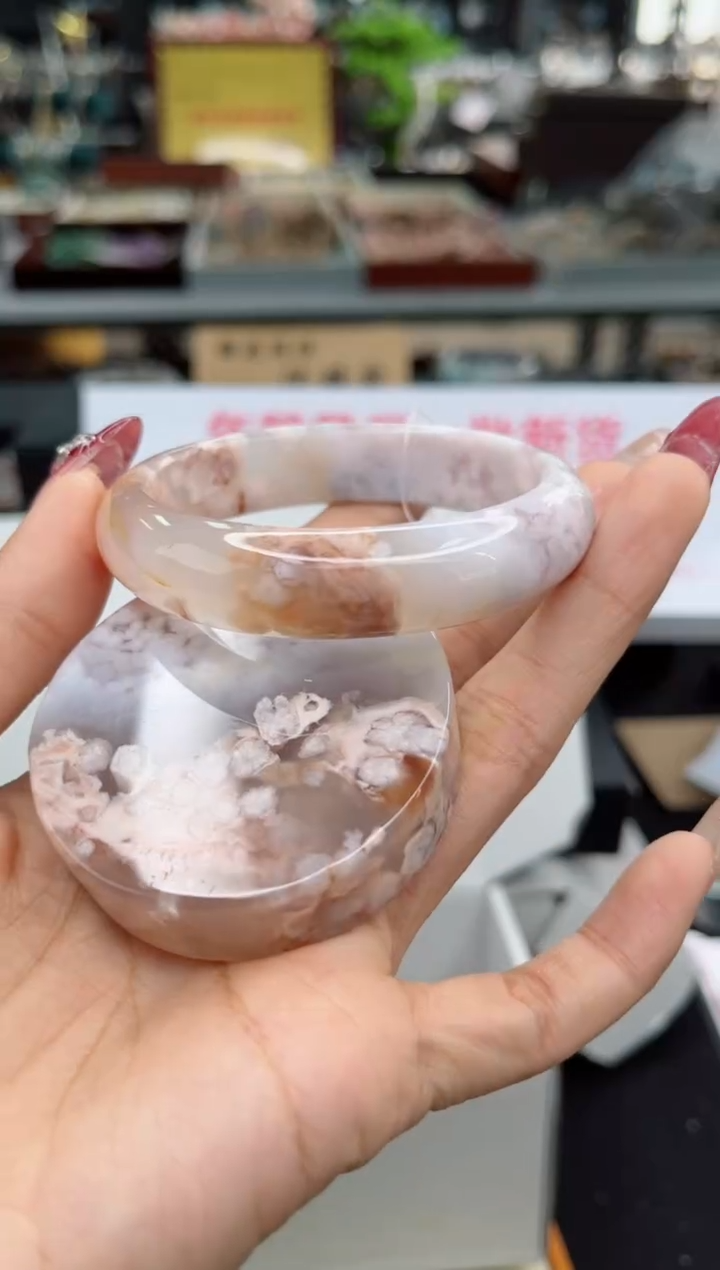 【闪购商品】石英质玉手镯未镶嵌57圈口（赠品镯心）3570152