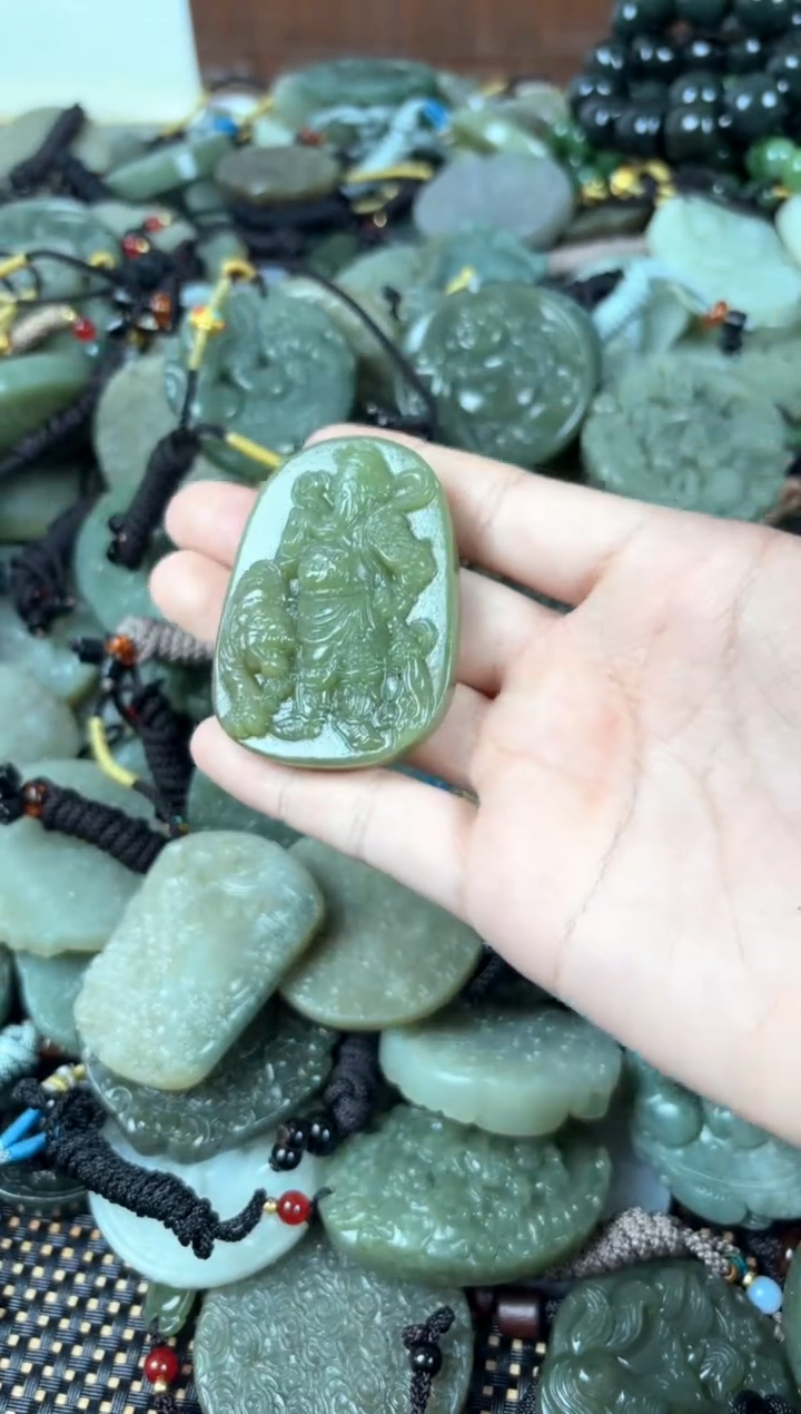 【闪购商品】和田玉颈饰未镶嵌1