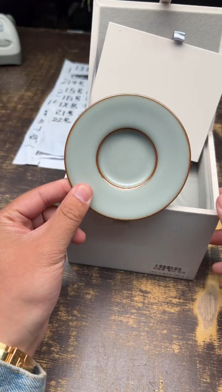 【闪购商品】/刘钦莹春归杯托、