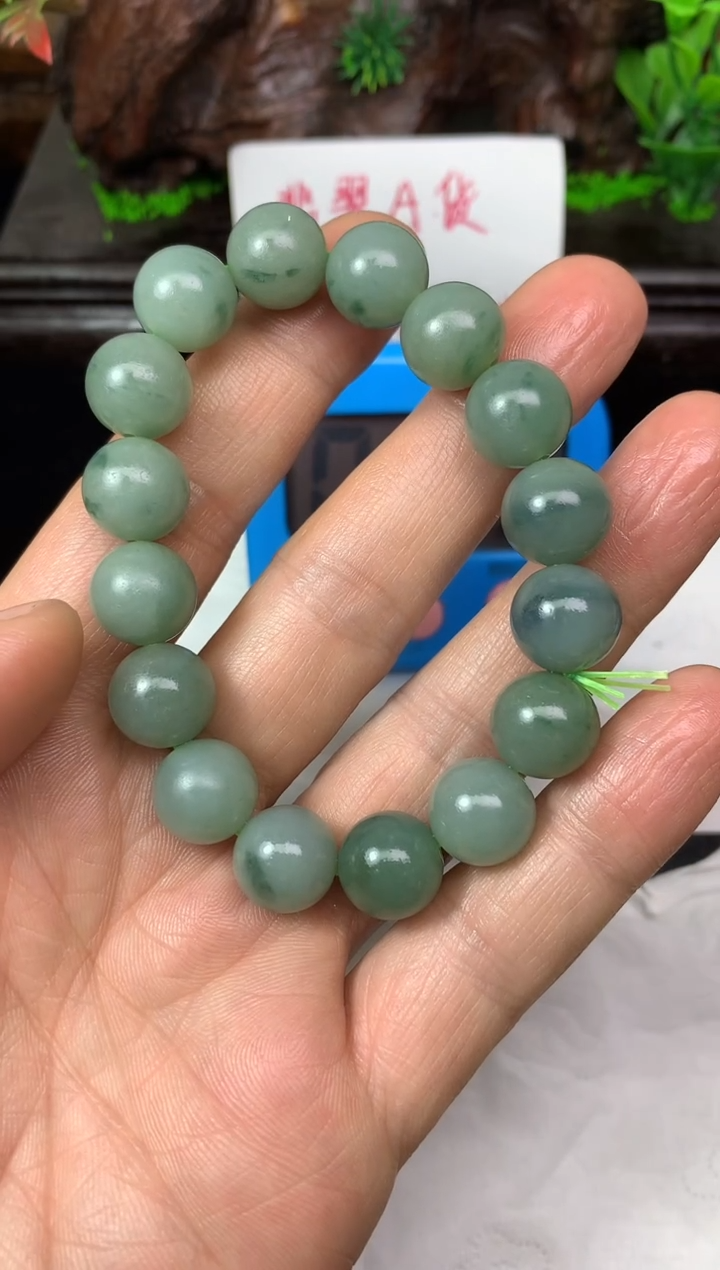 颈饰未镶嵌翡翠真*手串