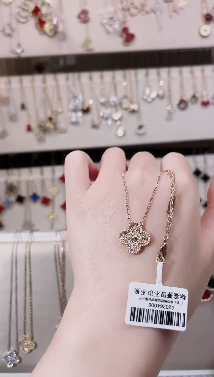 【闪购商品】钻石颈饰18K金镶嵌18K金镶嵌钻石 K玫