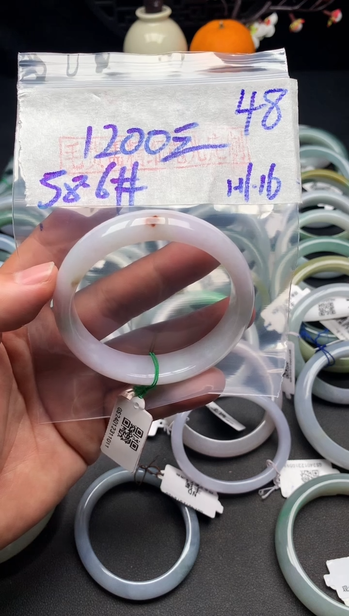 【闪购商品】定制翡翠未镶嵌毛货需精细抛光+多样性发货拍一发一